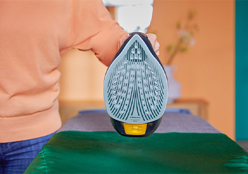 اتو بخار فیلیپس DST7040