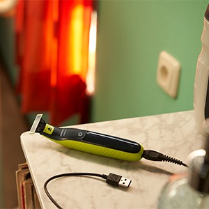 ریش تراش فیلیپس QP2724