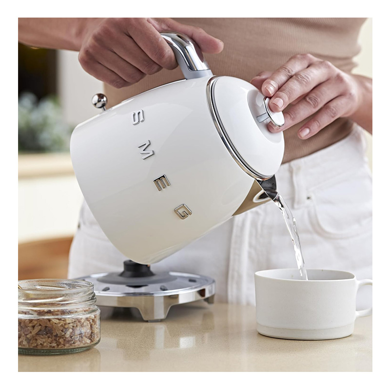 کتری برقی مینی اسمگ مدل SMEG KLF05WH