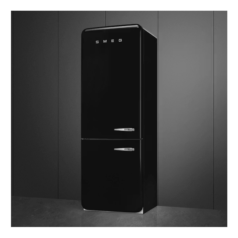 یخچال فریزر اسمگ مدل SMEG FAB32URBL3