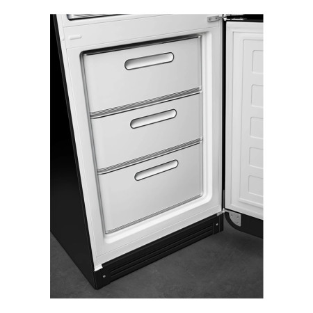 یخچال فریزر اسمگ مدل SMEG FAB32URBL3