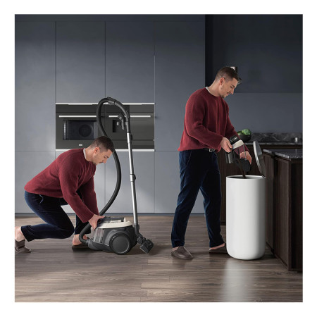 جاروبرقی آاگ مدل AEG AL61H4SW