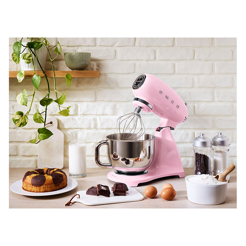 همزن برقی اسمگ مدل SMEG SMF05PK